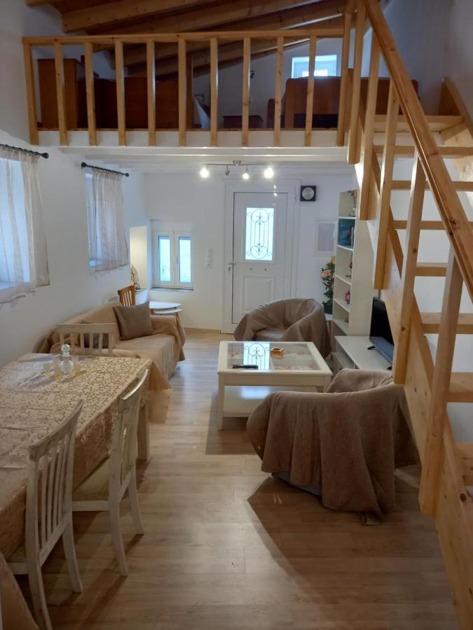 Vila Apanema House Aegina Exteriér fotografie